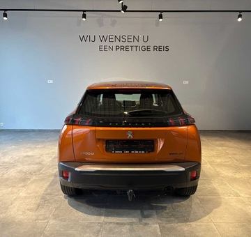 Peugeot 2008 1.2 PureTech Active Pack PARKSENS (2022)