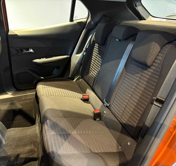 Peugeot 2008 1.2 PureTech Active Pack PARKSENS (2022)