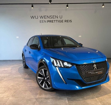 Peugeot 208 1.2i GT *NAV+CAM+SENS* (2022)