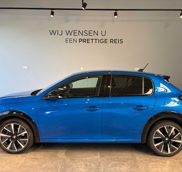 Peugeot 208 1.2i GT *NAV+CAM+SENS* (2022)