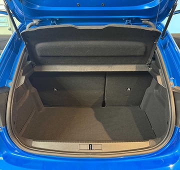 Peugeot 208 1.2i GT *NAV+CAM+SENS* (2022)