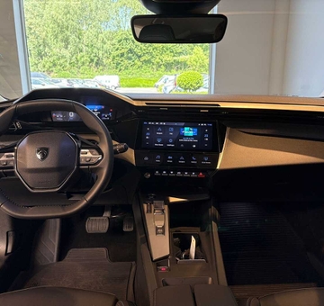 Peugeot 308 Allure BHD 130 EAT8 Automaat (2024)