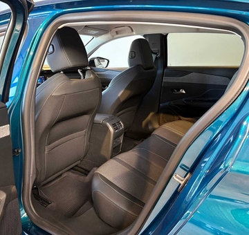 Peugeot 308 Allure BHD 130 EAT8 Automaat (2024)