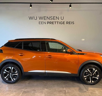 Peugeot E-2008 50 kWh Allure (2021)