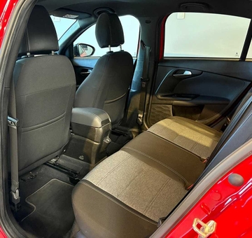 Fiat Tipo CROSS 1.0 100 (2021)
