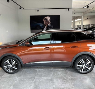 Peugeot 3008 Allure *CAM+PARKSENS+NAV* (2020)