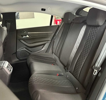 Peugeot 508 1.2 Active Pack *PARKSENS V+A  +CAM* (2021)