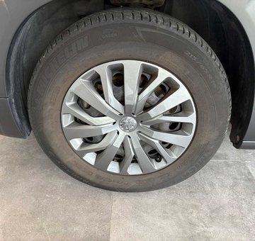 Peugeot Rifter 1.2 Allure 5 *CAM ACHTER* (2021)