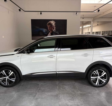 Peugeot 5008 GT 7PL (2022)