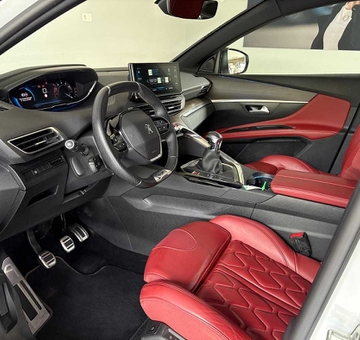 Peugeot 5008 GT 7PL (2022)
