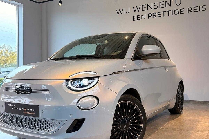 Fiat E-500 42 kWh La Prima by Bocelli (2022)