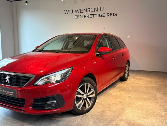 Peugeot 308 SW 1.2 Style PARKSENS+CAM (2021)