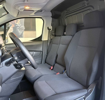 Citroen Berlingo 1.2 M Light *CAM +SENS ACHTER* (2024)