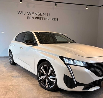 Peugeot 308 Allure 130 PK *CAM + SENSOREN V+A* (2022)