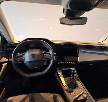 Peugeot 308 Allure 130 PK *CAM + SENSOREN V+A* (2022)