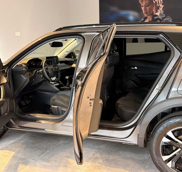 Peugeot 2008 ALLURE 100PK (2022)