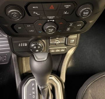 Jeep Renegade 4XE PLUGIN HYBRIDE *0 KM GEREDEN* (2023)