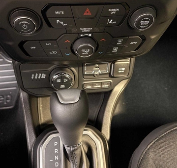 Jeep Renegade 4XE PLUGIN-HYBRID *ACHTERUIT CAMERA, 240PK* (2023)