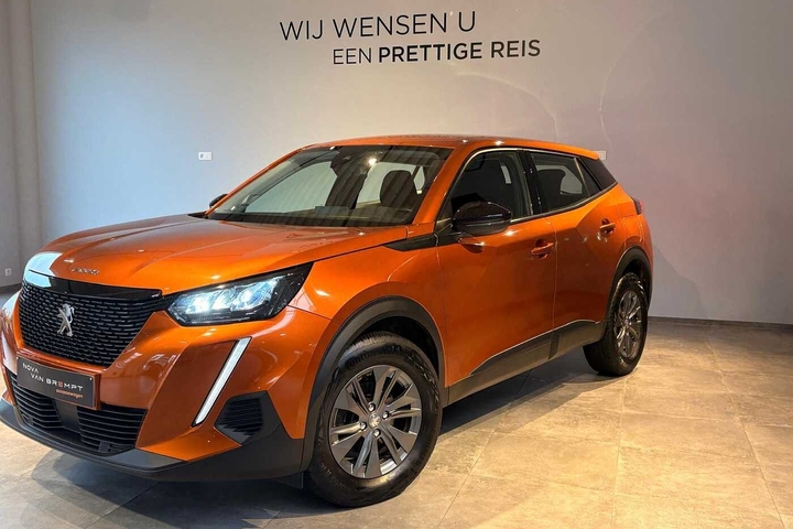 Peugeot 2008 ACTIVE PACK 1.2 *PARK ASSISTENT, TREKHAAK* (2022)