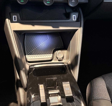 Citroen ë-C4 50 kWh SHINE PACK 136 PK (2023)