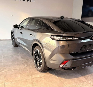 Peugeot 408 ALLURE 130 PK (2023)