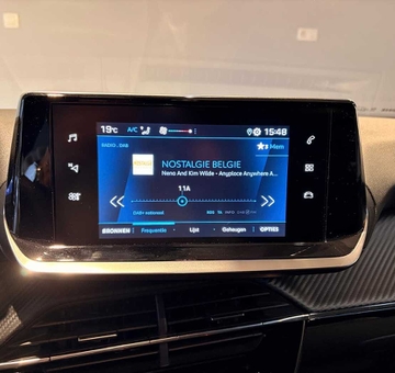 Peugeot 2008 ACT 100 1.2 *PARK ASSITENT* (2021)