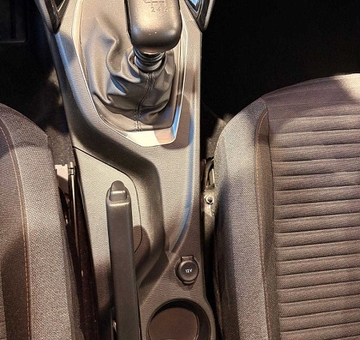 Peugeot 2008 ACT 100 1.2 *PARK ASSITENT* (2021)