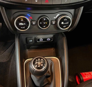 Fiat Tipo HATCHBACK *ACHTERUITRIJCAMERA* (2022)