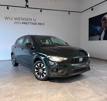 Fiat Tipo HATCHBACK *ACHTERUITRIJCAMERA* (2022)