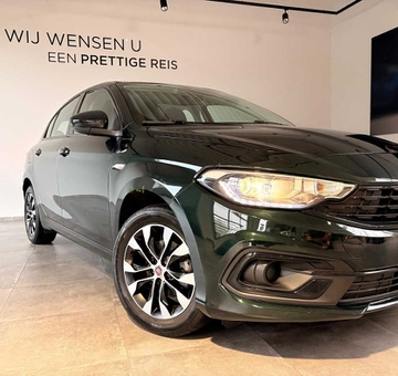 Fiat Tipo HATCHBACK *ACHTERUITRIJCAMERA* (2022)
