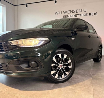 Fiat Tipo HATCHBACK *ACHTERUITRIJCAMERA* (2022)