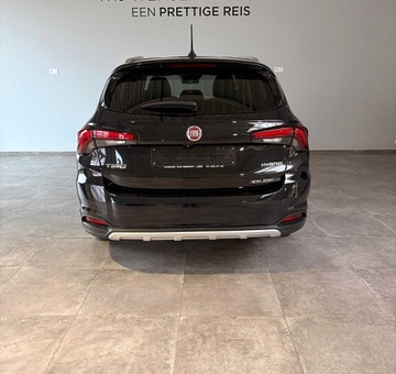 Fiat Tipo SW CROSS RED MHEV *CAMERA ASSISTENTIE* (2022)