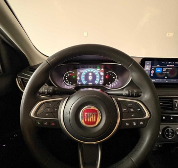 Fiat Tipo SW CROSS RED MHEV *CAMERA ASSISTENTIE* (2022)