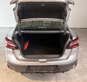 Citroen C4 X 1.2 PLUS PARKSENS + CAM 4 DEUREN (2024)