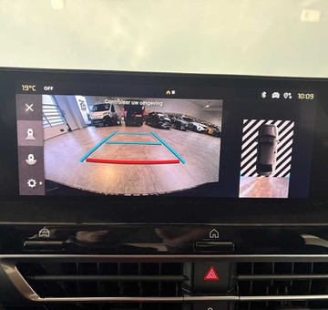 Citroen C4 X 1.2 PLUS PARKSENS + CAM 4 DEUREN (2024)