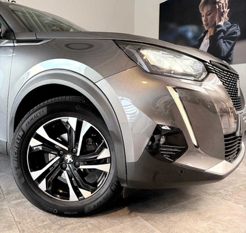 Peugeot 2008 ALLURE 100 PK *GPS,PARK ASS + CAMERA, TREKHAAK* (2020)