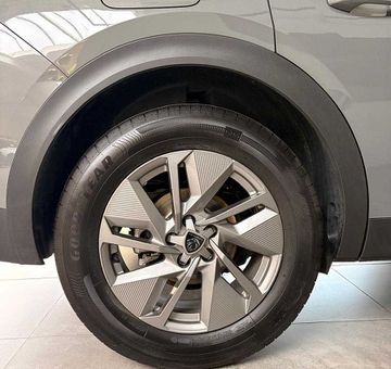 Peugeot 408 ALLURE 130 PK (2025)