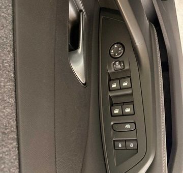 Peugeot 408 ALLURE 130 PK (2025)