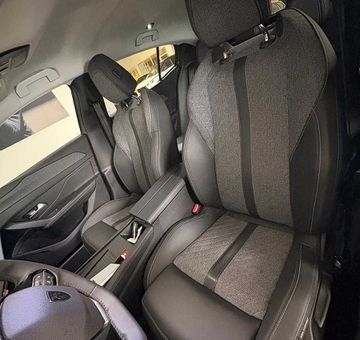 Peugeot 408 ALLURE 130 PK (2025)