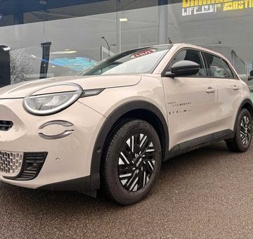 Fiat 600 Hybrid ICON  *GPS, PARKS V+A+CAM* (2025)