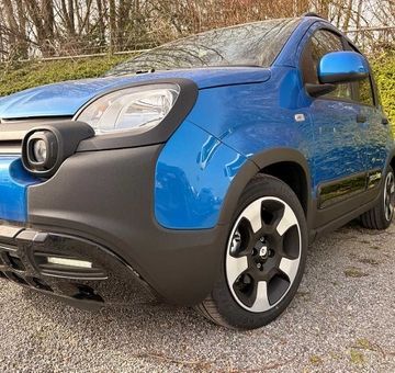 Fiat Panda PANDINA CROSS HYBRID (2025)