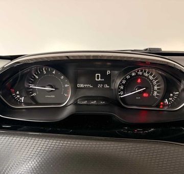 Peugeot 2008 signature 110 (2019)