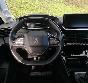 Peugeot 208 1.2i PureTech Allure Met GPS & Cam A