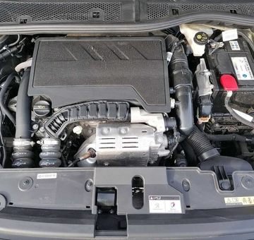Peugeot 208 1.2i PureTech Allure Met GPS & Cam A