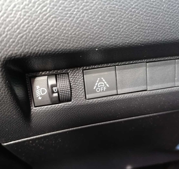 Peugeot 208 1.2i PureTech Allure Met GPS & Cam A