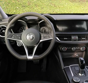 Alfa Romeo Stelvio 2.0 T AWD Super (2018)