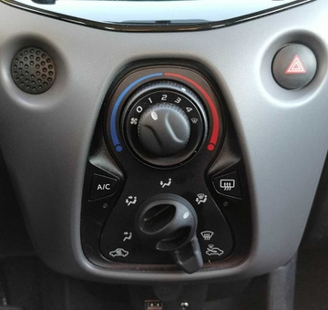 Peugeot 108 1.0 VTi Active S&S Met Bluetooth & Airco