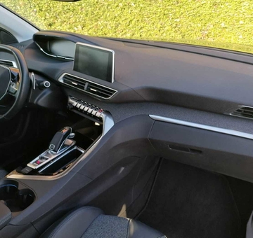 Peugeot 3008 1.2 PureTech Allure Met GPS & Sens V+A