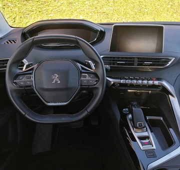 Peugeot 3008 1.2 PureTech Allure Met GPS & Sens V+A