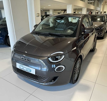 Fiat 500e 42 kWh Icon met Zetelverwarming + Carplay (2021)
